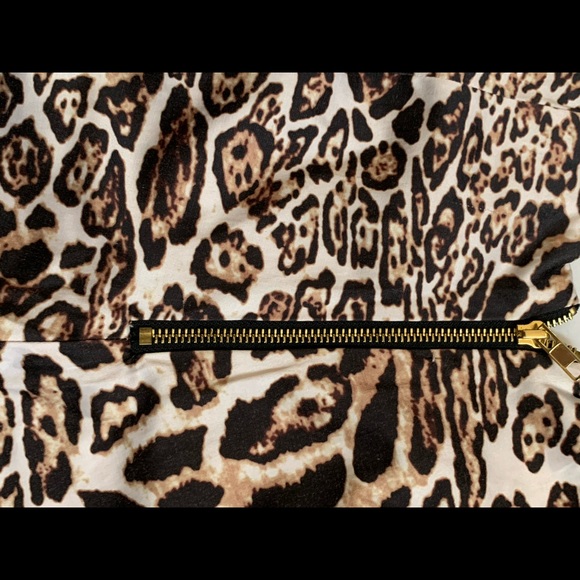 Leopard print shorts - Picture 4 of 5